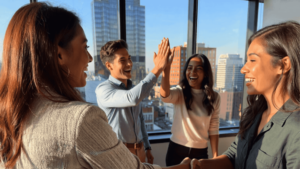 גיוס חבר מביא חבר ברשתות החברתיות