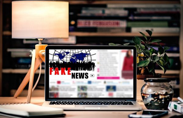פייסבוק ואינסטגרם נלחמות ב- Fake News